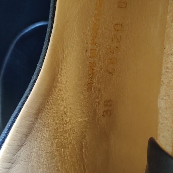 The Office of Angela Scott Ms. Baker Navy and Black Size 38/8 - Picture 9 of 9